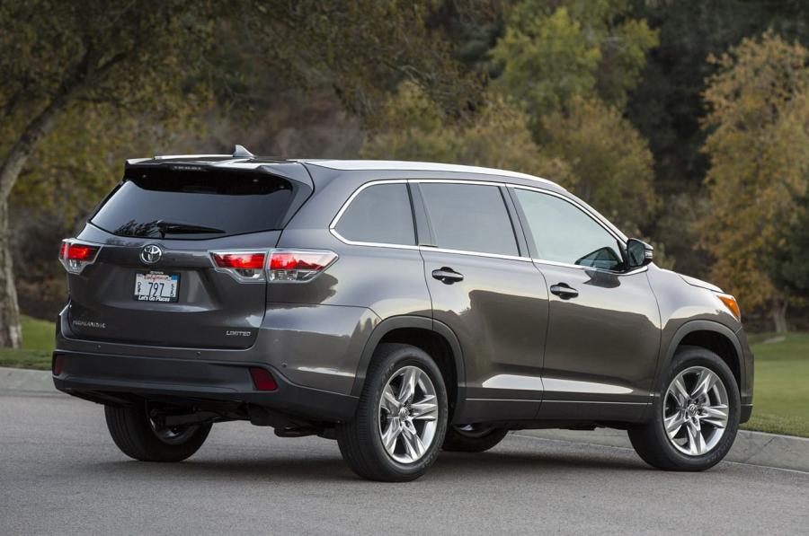  Toyota Highlander (XU50) 2013 года  (фото 3 из 80)